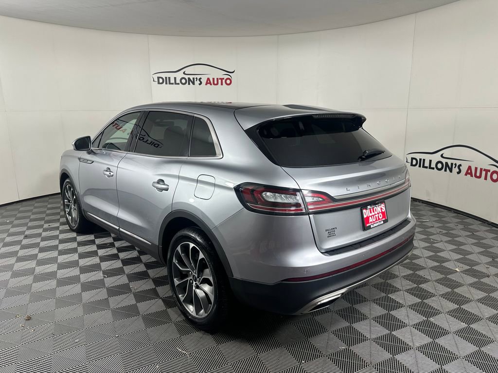 Used 2022 Lincoln Nautilus Reserve image 4