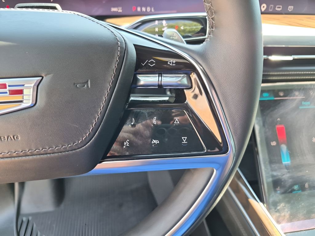 Certified 2026 Cadillac Escalade ESV Platinum Sport w/ LPO, ONYX Package image 35