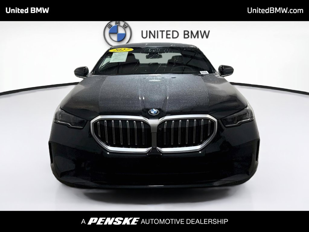 Certified 2027 BMW 540i xDrive AWD/4WD image 2