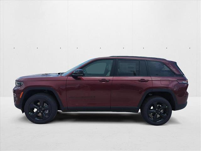 New 2025 Jeep Grand Cherokee Limited w/ Luxury Tech Group II RWD image 5