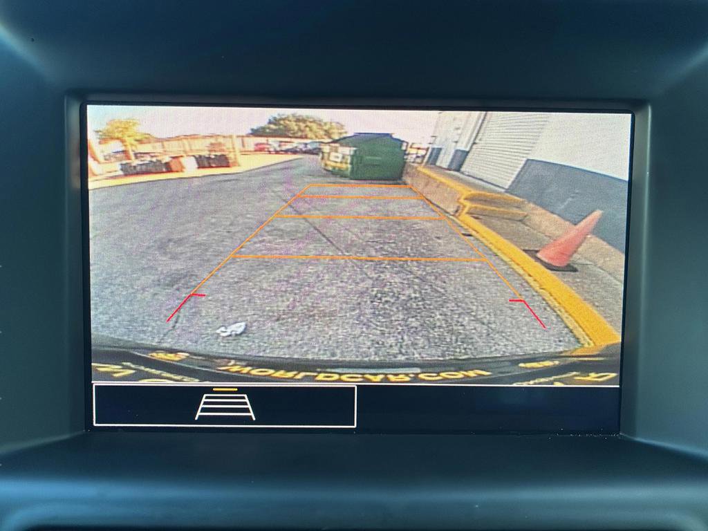Used 2022 GMC Terrain SLE w/ Driver Convenience Package FWD image 13