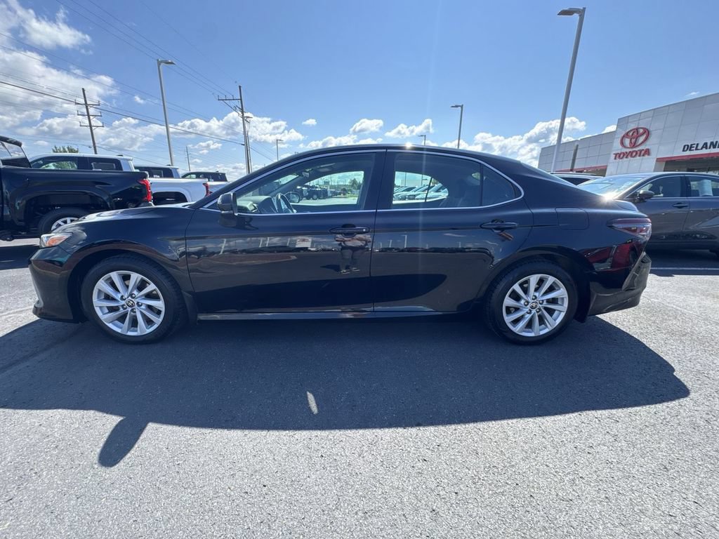 Used 2022 Toyota Camry LE w/ Cold Weather Package AWD/4WD image 5