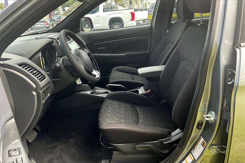 New 2025 Mitsubishi Outlander Sport AWD image 9