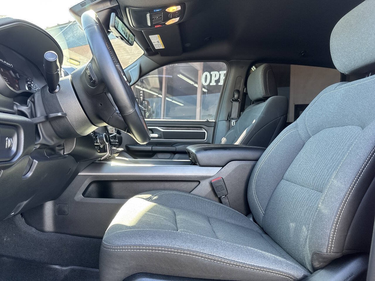 Used 2023 RAM 1500 Big Horn AWD/4WD image 28