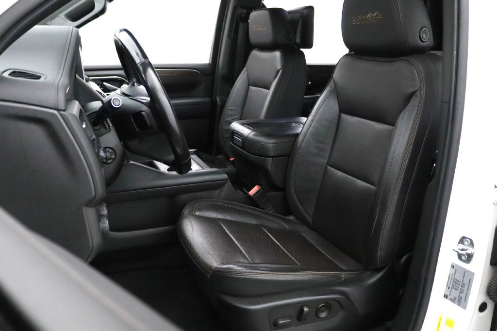 Certified 2022 Chevrolet Suburban High Country AWD/4WD image 17