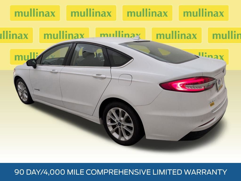Used 2019 Ford Fusion SE image 9