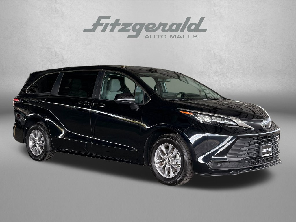 Certified 2026 Toyota Sienna LE