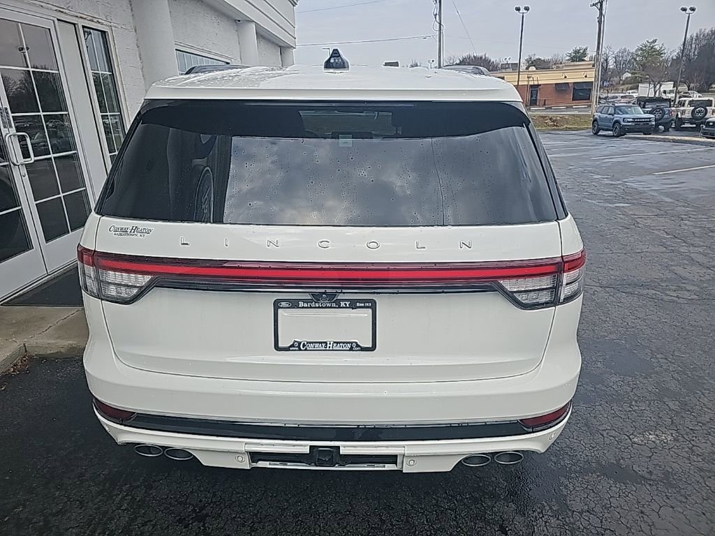 Used 2025 Lincoln Aviator Reserve w/ Jet Appearance Package image 5