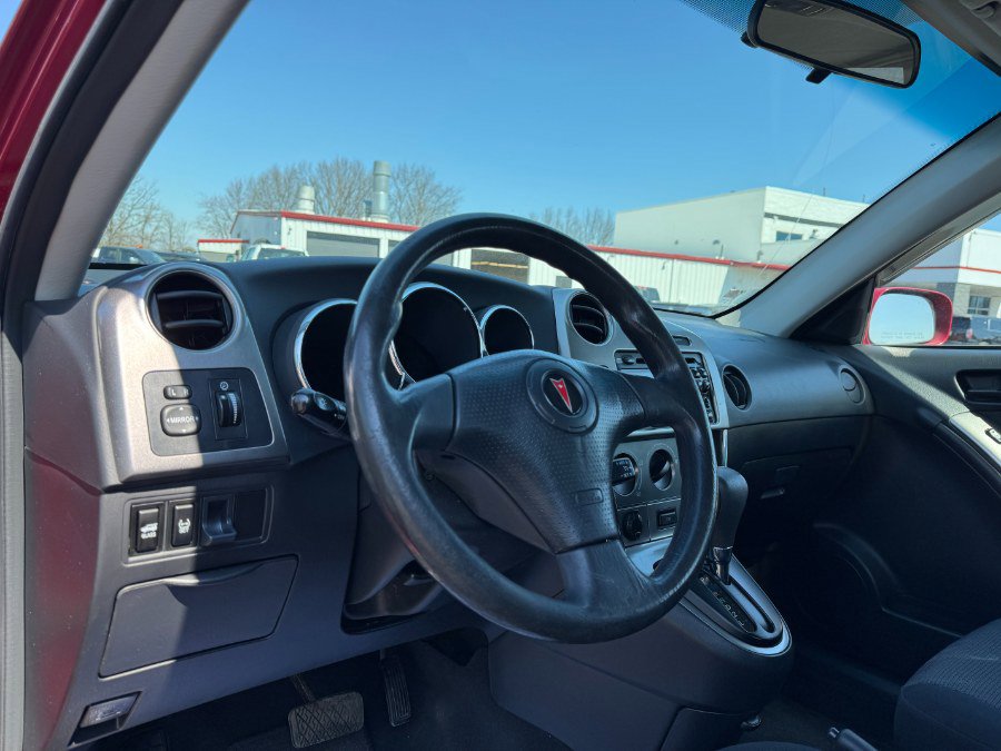 Used 2007 Pontiac Vibe w/ Sun And Sound Package image 14