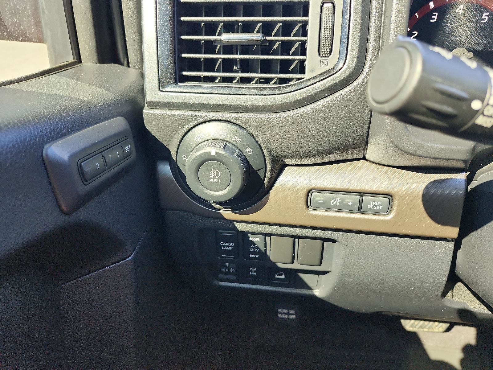 Used 2023 Nissan Titan PRO-4X w/ Pro-4x Convenience Package image 24