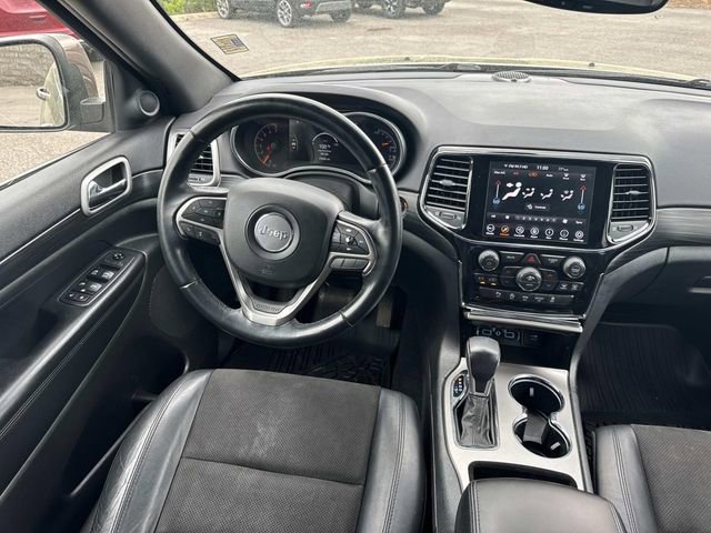 Used 2020 Jeep Grand Cherokee Laredo w/ Laredo X Package AWD/4WD image 19