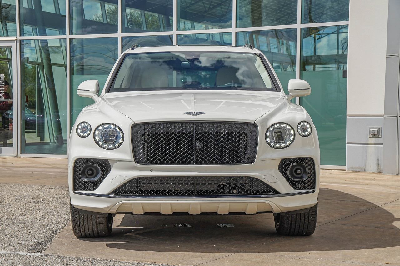 Used 2023 Bentley Bentayga image 6