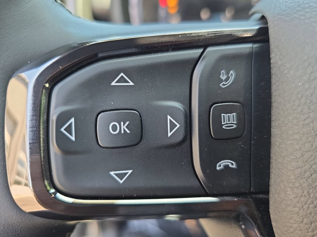 New 2026 RAM 2500 Limited AWD/4WD image 17