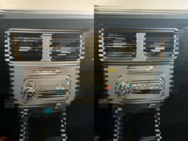 New 2025 Ford Maverick XLT w/ XLT Luxury Package image 45