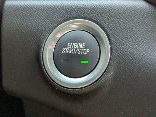 Used 2024 GMC Terrain SLT w/ Infotainment Package II FWD image 30