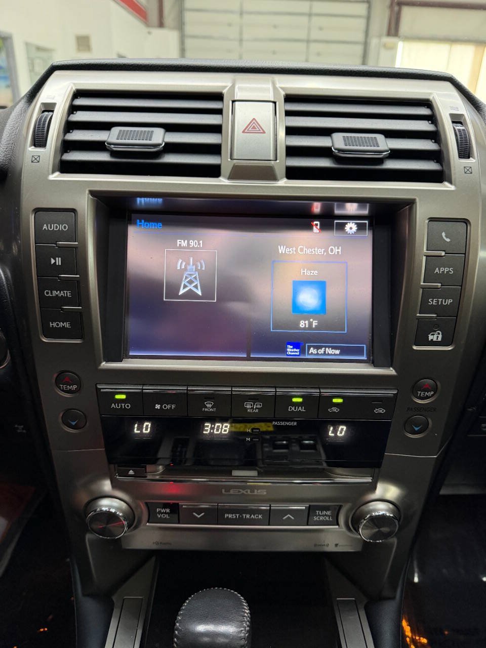 Used 2014 Lexus GX 460 AWD/4WD image 28