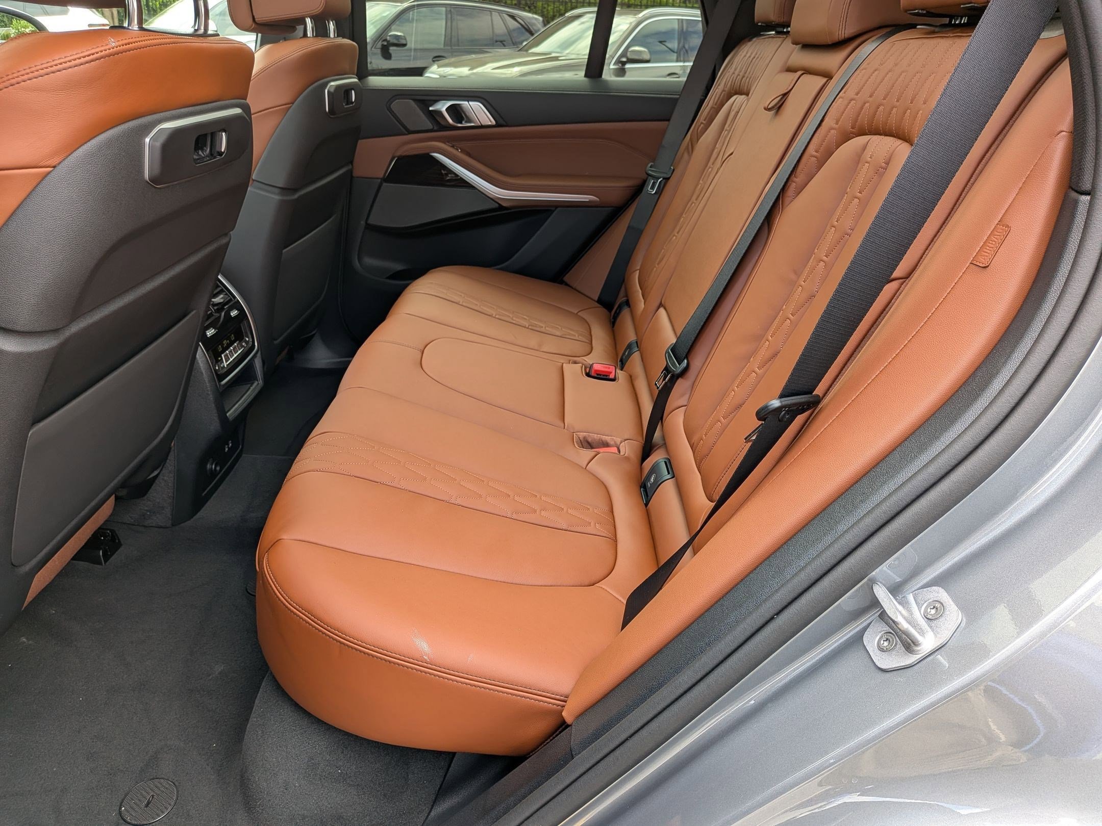 New 2026 BMW X5 xDrive40i w/ Climate Comfort Package AWD/4WD image 30