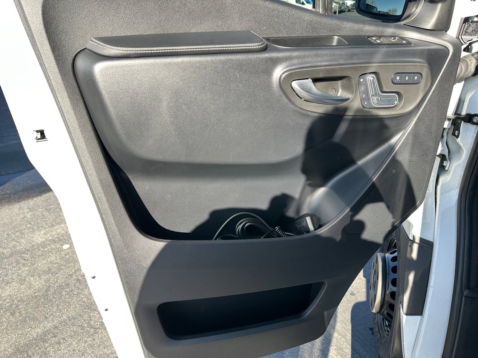 Used 2024 Mercedes-Benz Sprinter 3500 image 14