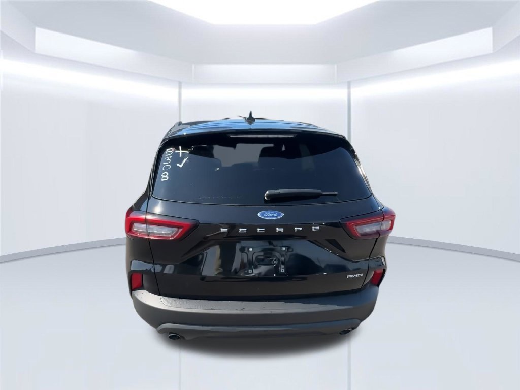 Used 2025 Ford Escape ST-Line AWD/4WD image 8