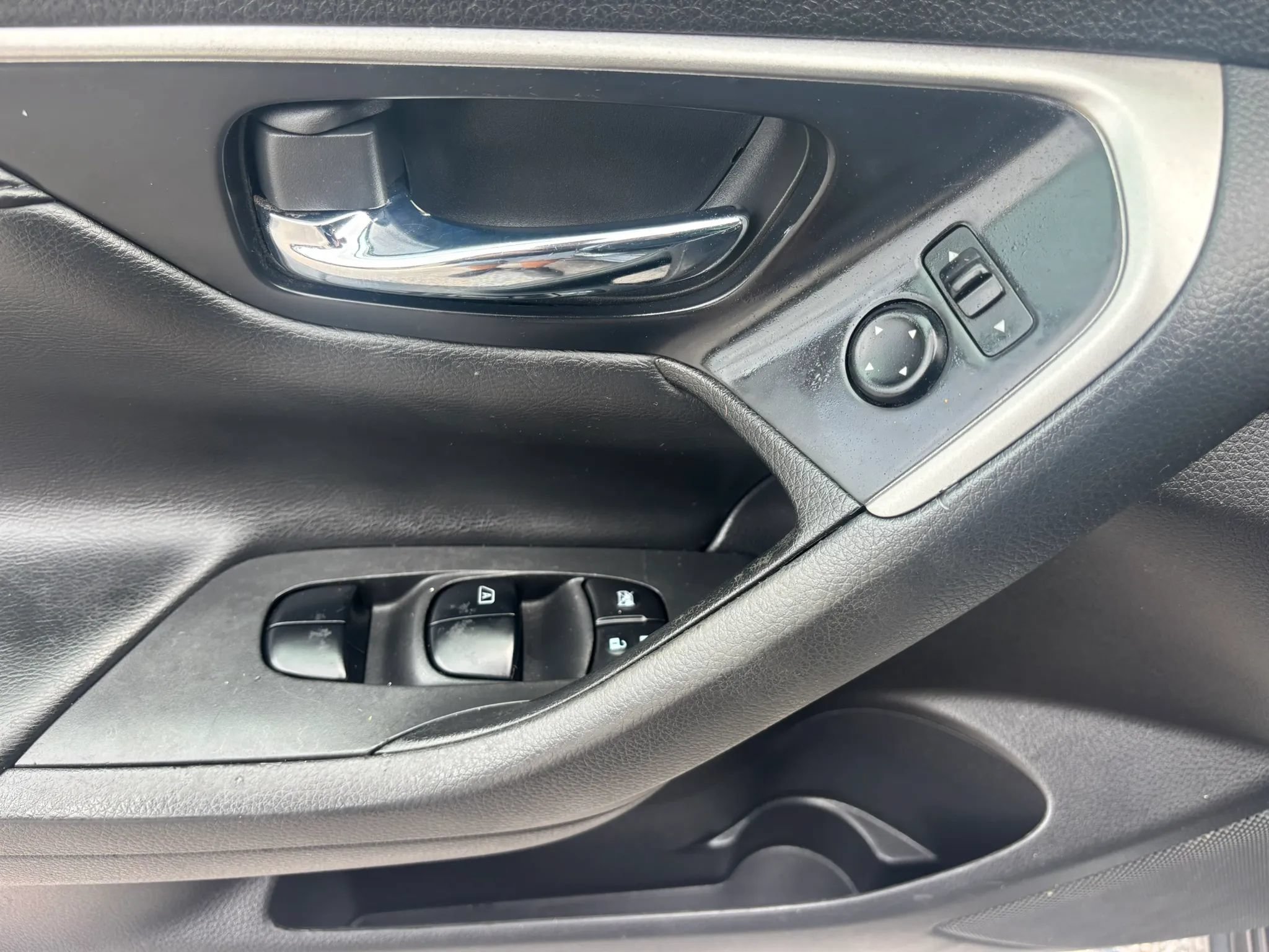 Used 2015 Nissan Altima 2.5 S w/ Power Driver Seat Package FWD image 19