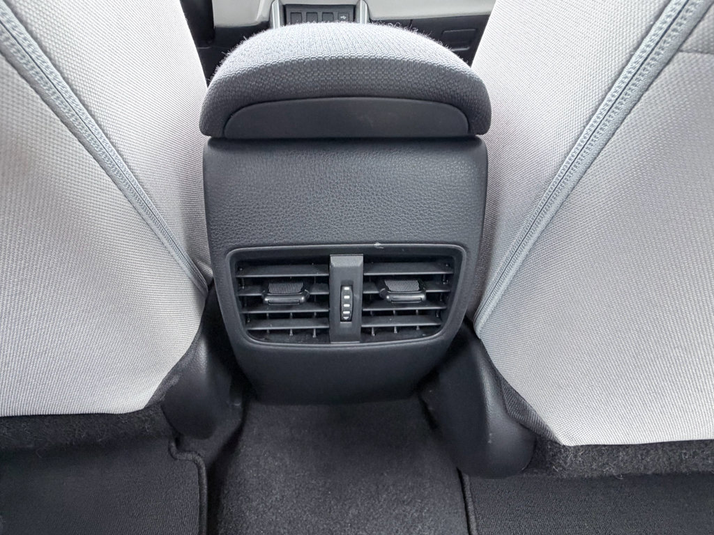 Used 2022 Toyota Corolla Cross L FWD image 25