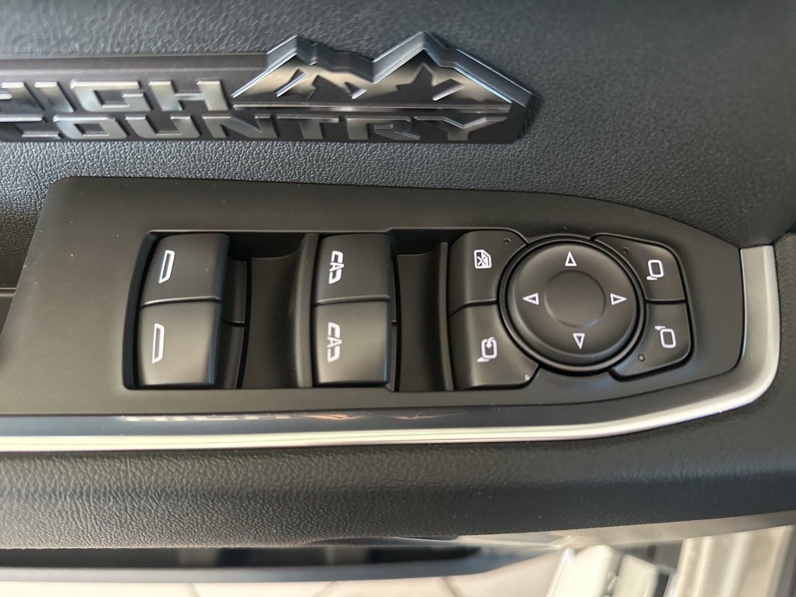 New 2026 Chevrolet Silverado 1500 High Country w/ High Country Premium Package image 14
