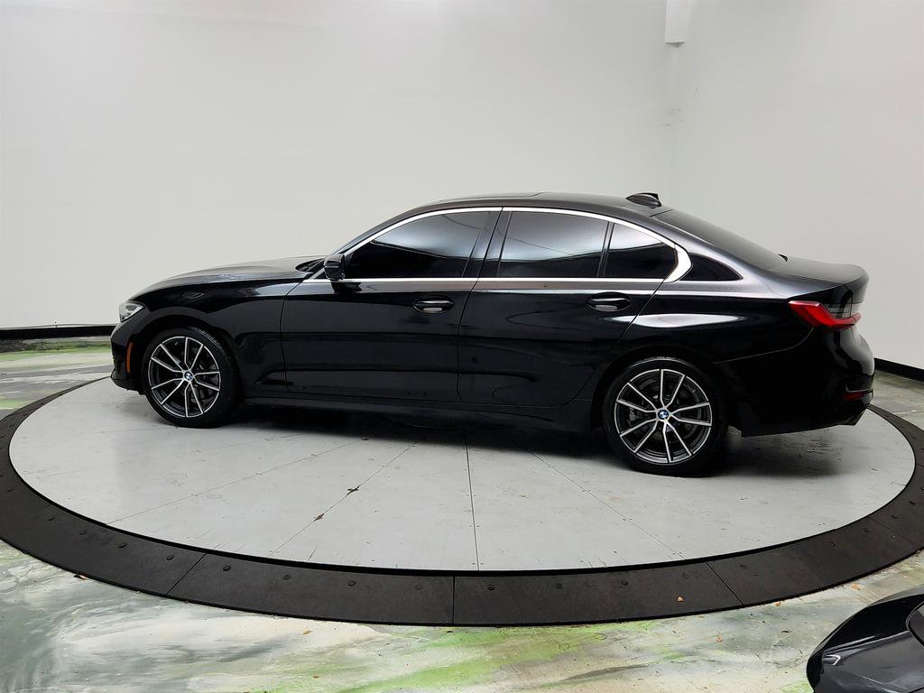 Used 2019 BMW 330i Sedan w/ Driving Assistance Package RWD image 8