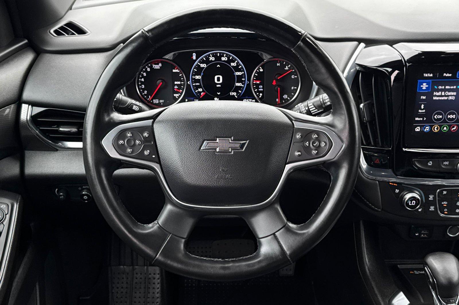 Used 2023 Chevrolet Traverse Premier w/ Redline Edition image 16