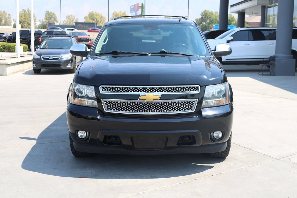 Used 2014 Chevrolet Suburban LT AWD/4WD image 9