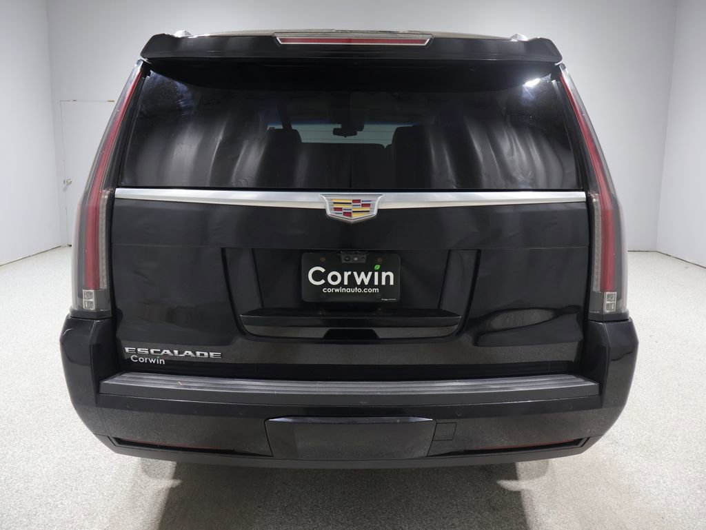 Used 2018 Cadillac Escalade ESV Premium Luxury AWD/4WD image 3
