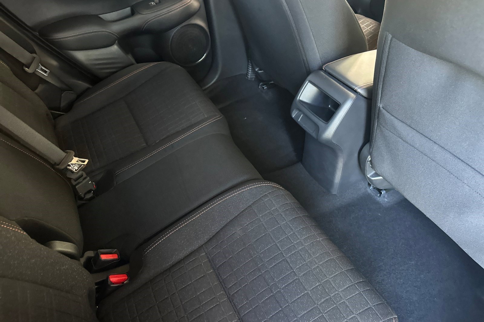 Used 2024 Honda HR-V Sport image 30