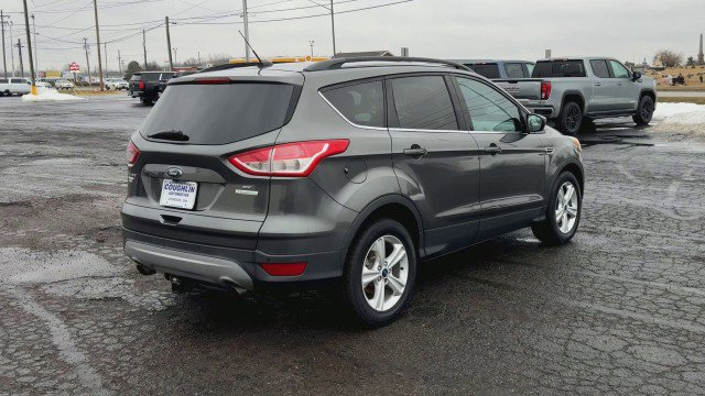 Used 2015 Ford Escape SE w/ Equipment Group 201A image 8