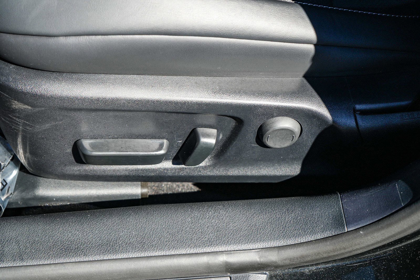 Used 2024 Lexus IS 350 F Sport w/ Navigation Package image 22