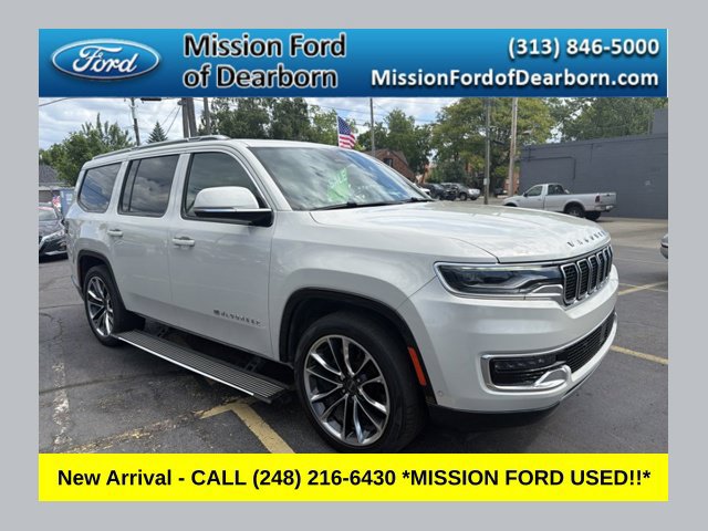 Used 2022 Jeep Wagoneer Series III w/ Premium Group I AWD/4WD image 1