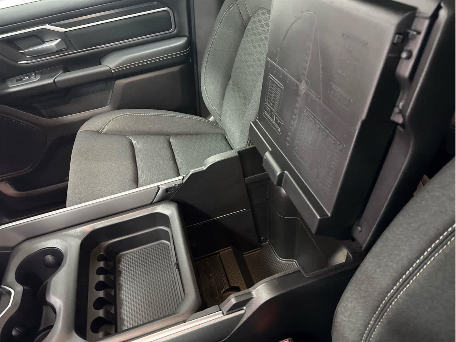 New 2026 RAM 1500 Big Horn AWD/4WD image 32