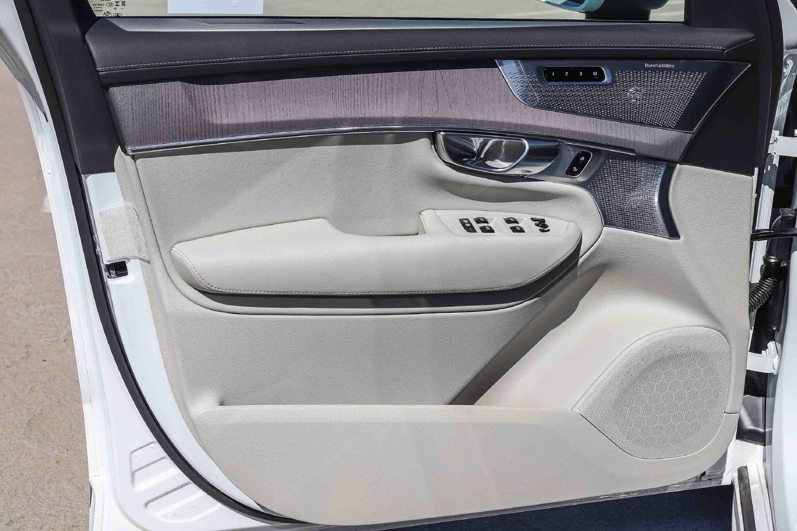 New 2027 Volvo XC90 B6 Ultra AWD/4WD image 20