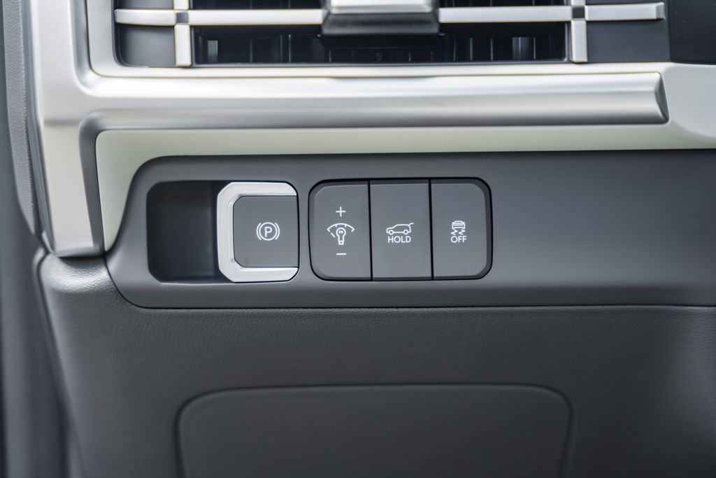 New 2026 Hyundai Santa Fe SE image 37