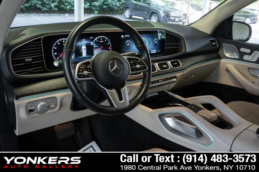 Used 2022 Mercedes-Benz GLE 350 4MATIC w/ Premium Package image 15