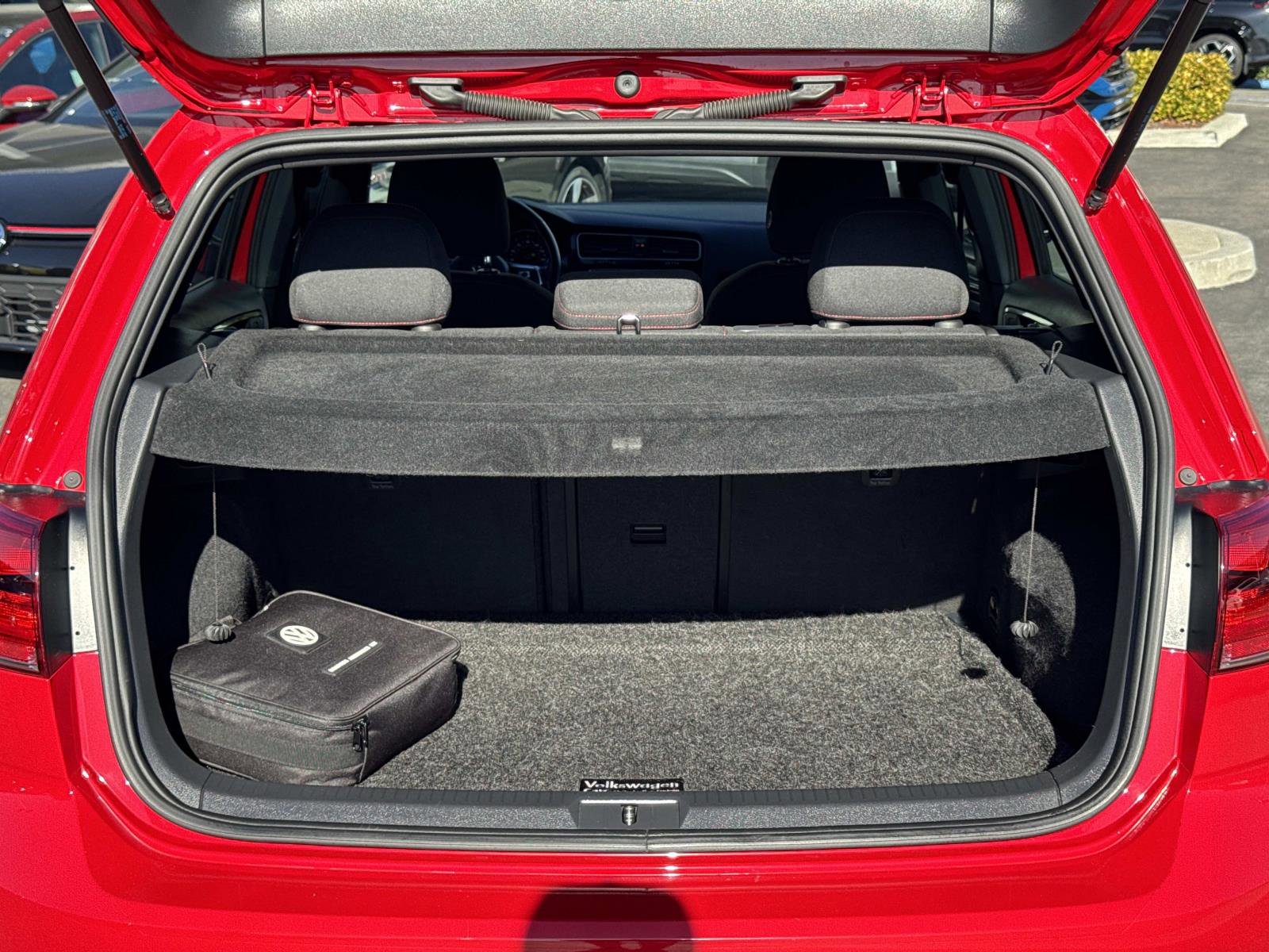 Used 2017 Volkswagen GTI Sport image 27