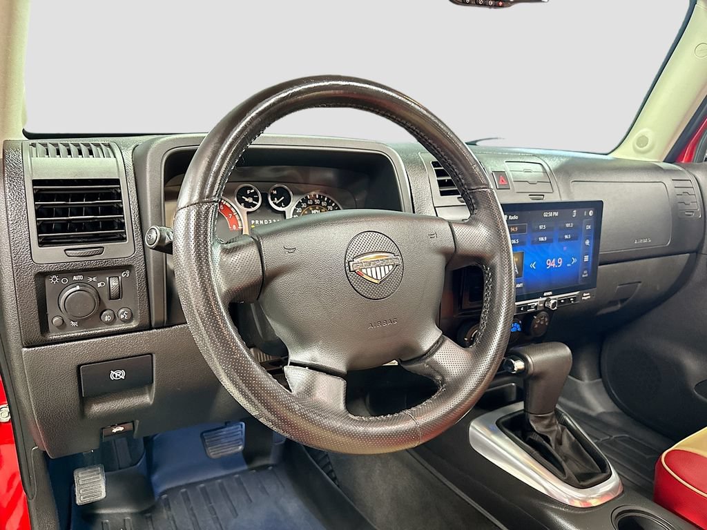 Used 2009 HUMMER H3T Alpha AWD/4WD image 12