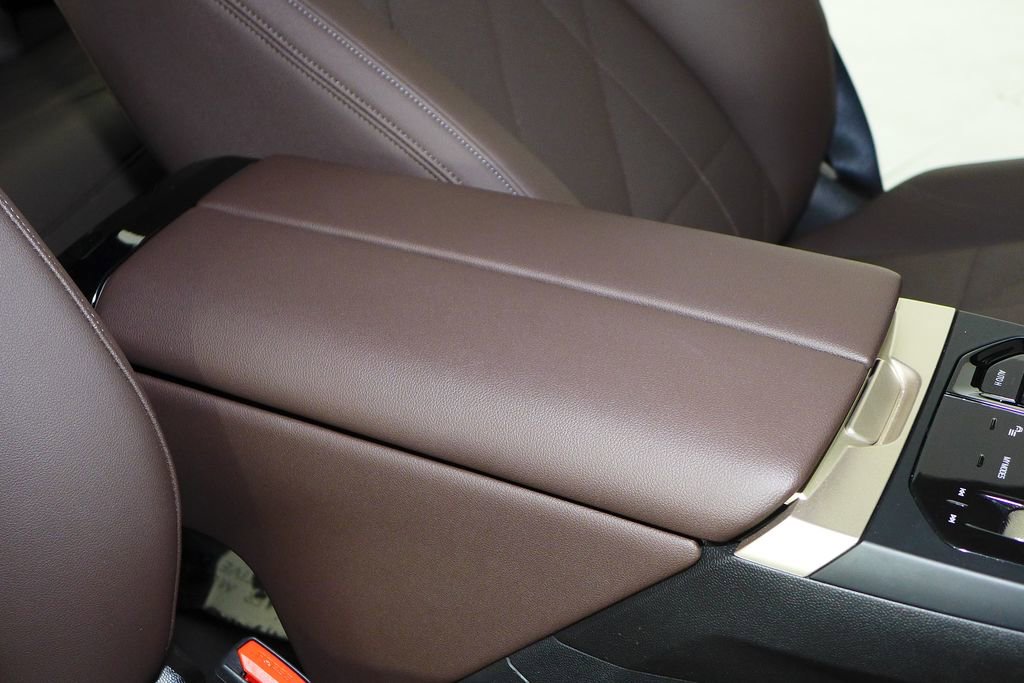 Certified 2024 BMW iX xDrive50 w/ Convenience Package image 15