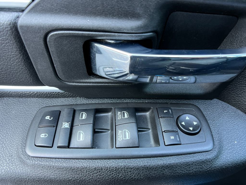 Used 2021 RAM 1500 Classic Warlock image 12