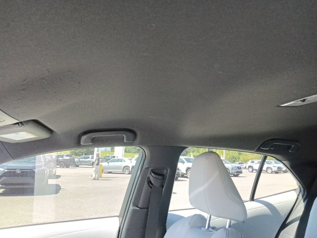 Used 2022 Toyota Corolla XSE FWD image 14