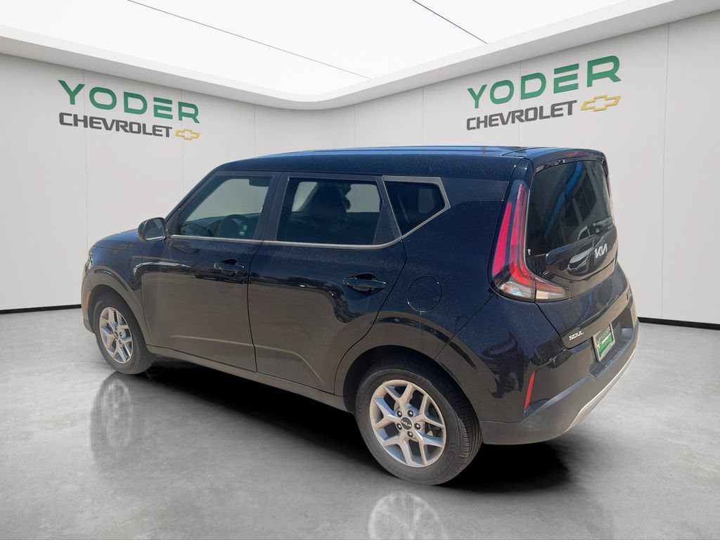 Used 2023 Kia Soul S FWD image 10