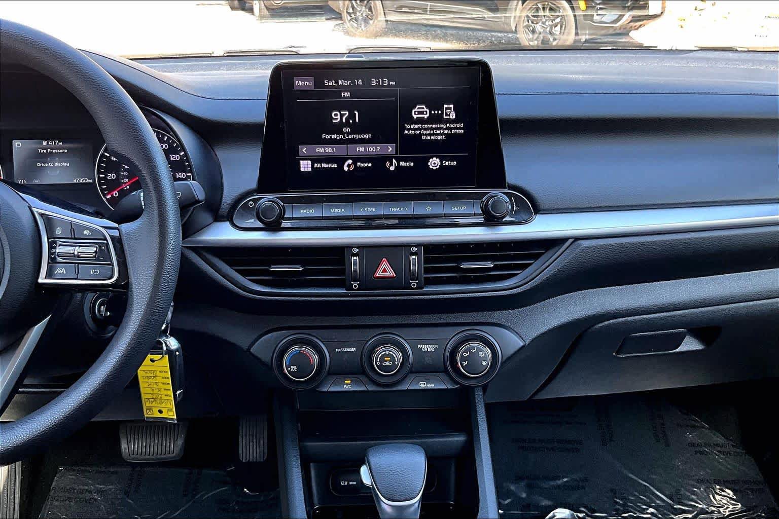 Used 2022 Kia Forte LXS w/ LXS Technology Package image 7