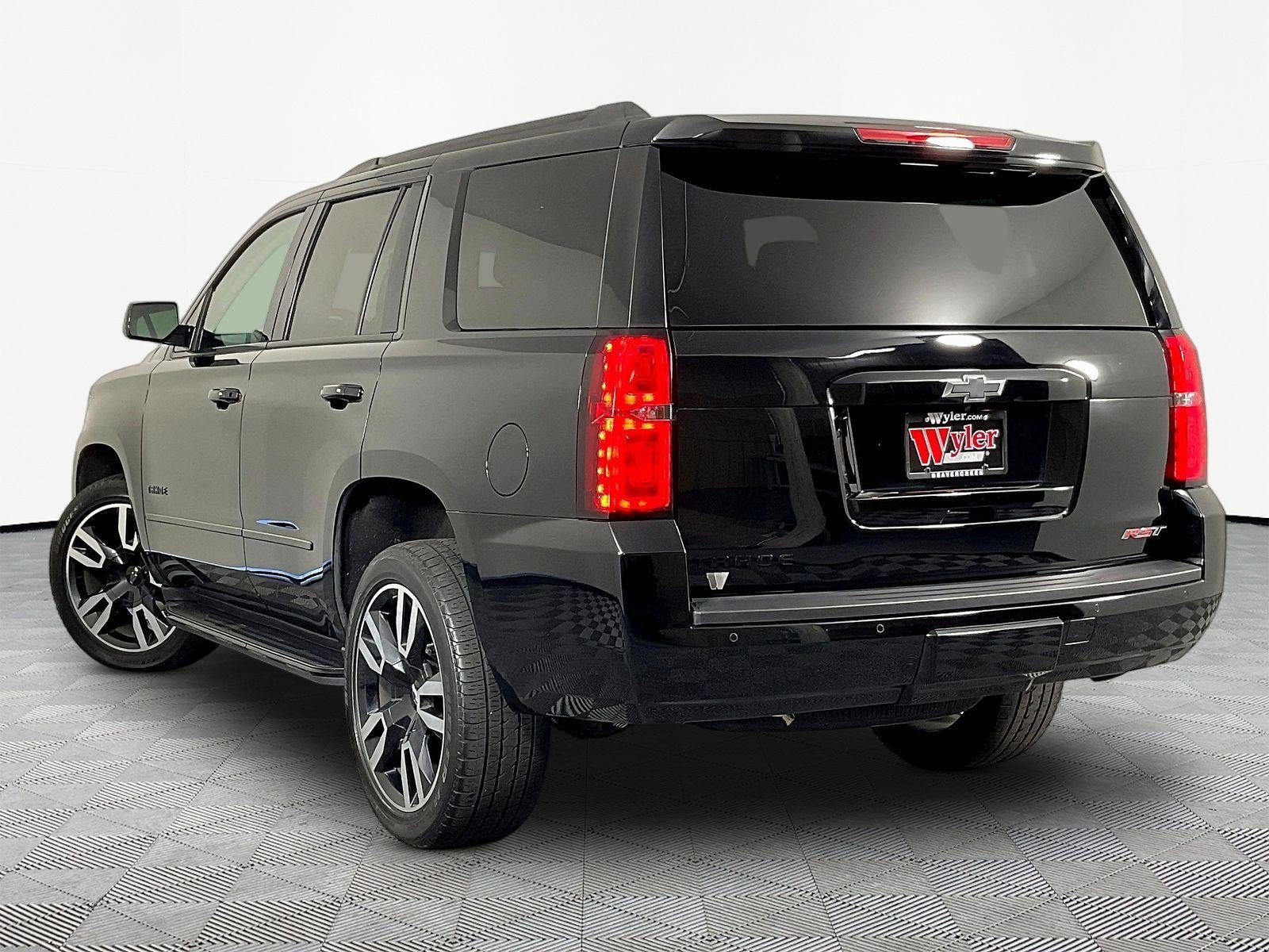 Used 2019 Chevrolet Tahoe Premier AWD/4WD image 4