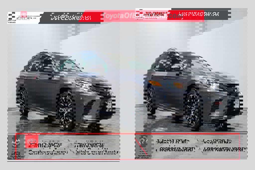 Certified 2020 Toyota Camry SE image 1