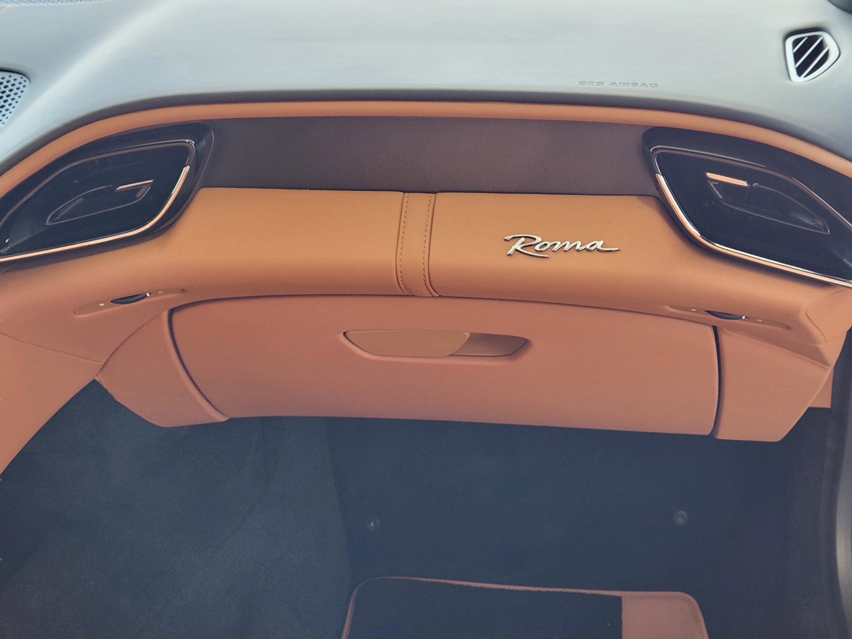 Used 2022 Ferrari Roma image 38