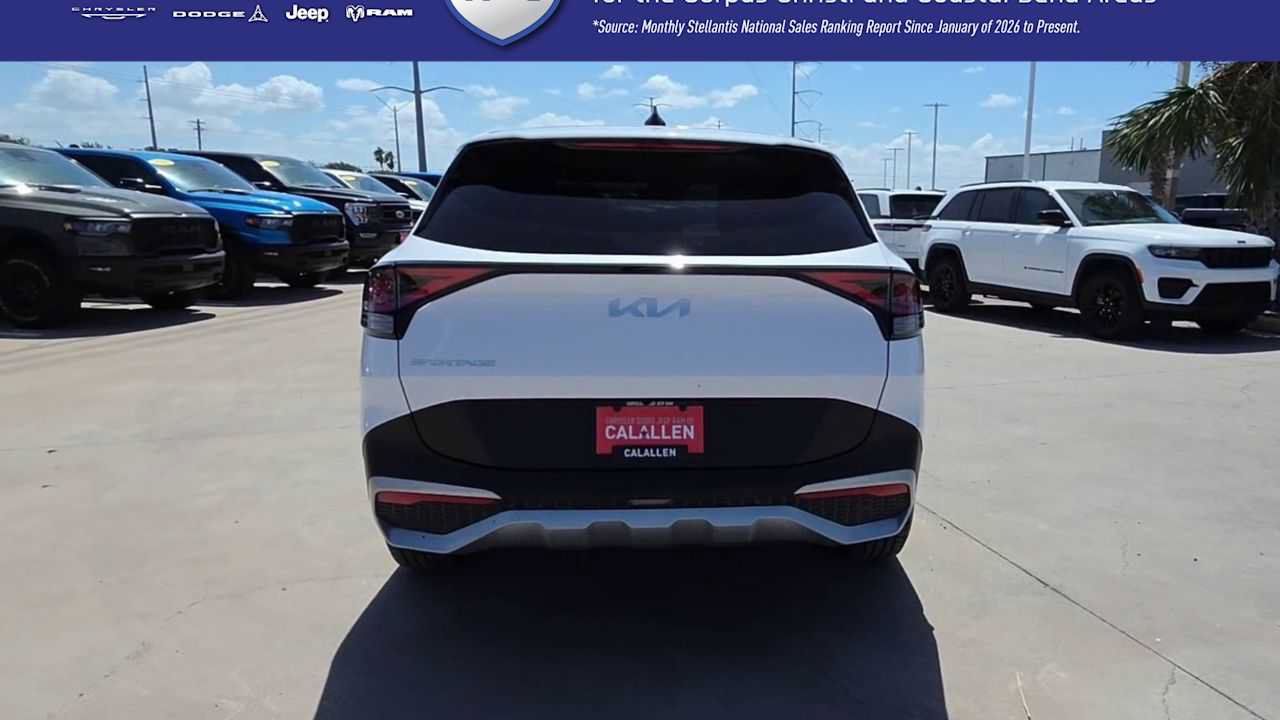 Used 2023 Kia Sportage EX FWD image 7