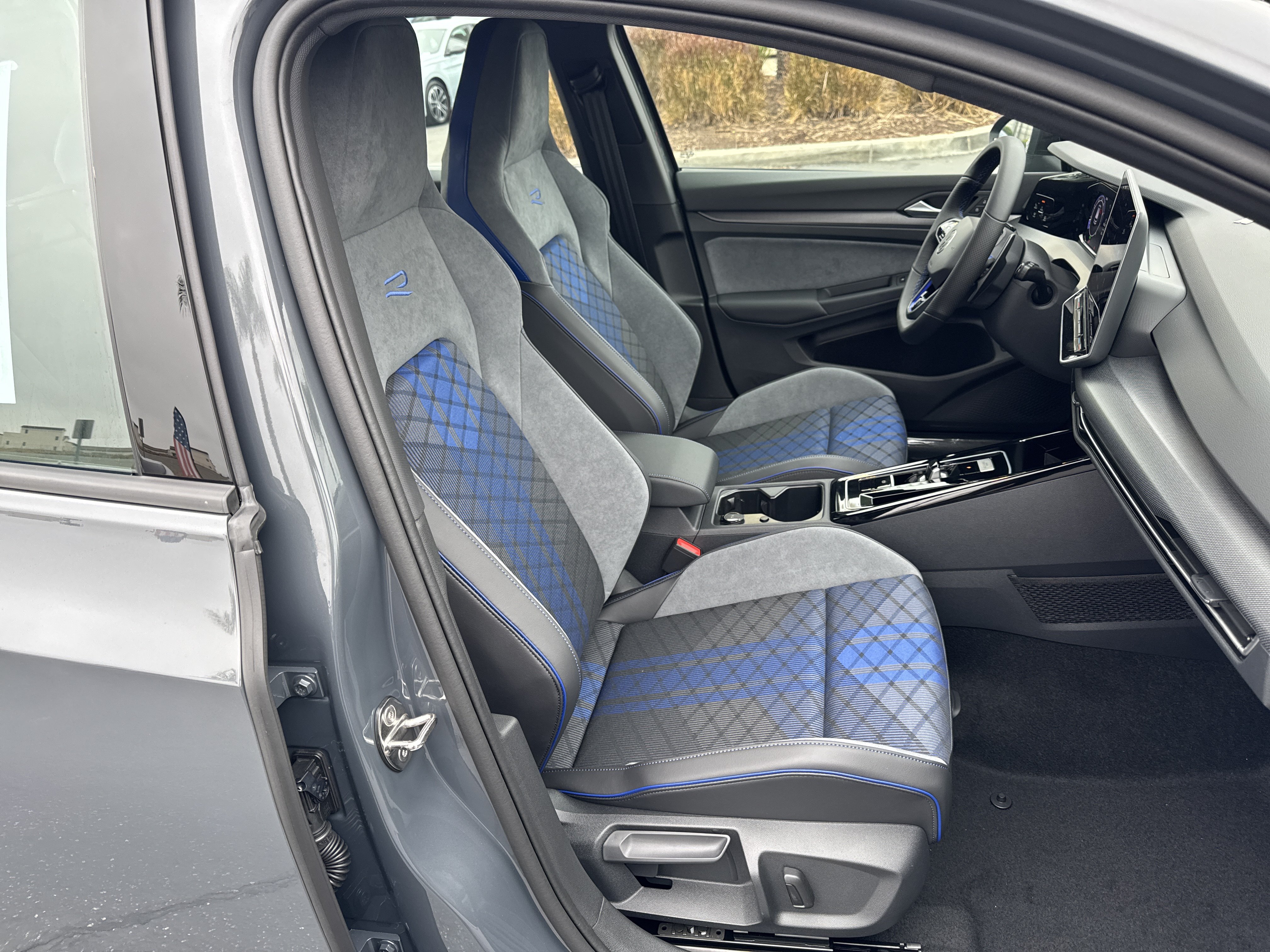 New 2026 Volkswagen Golf w/ Euro Style Package AWD/4WD image 21